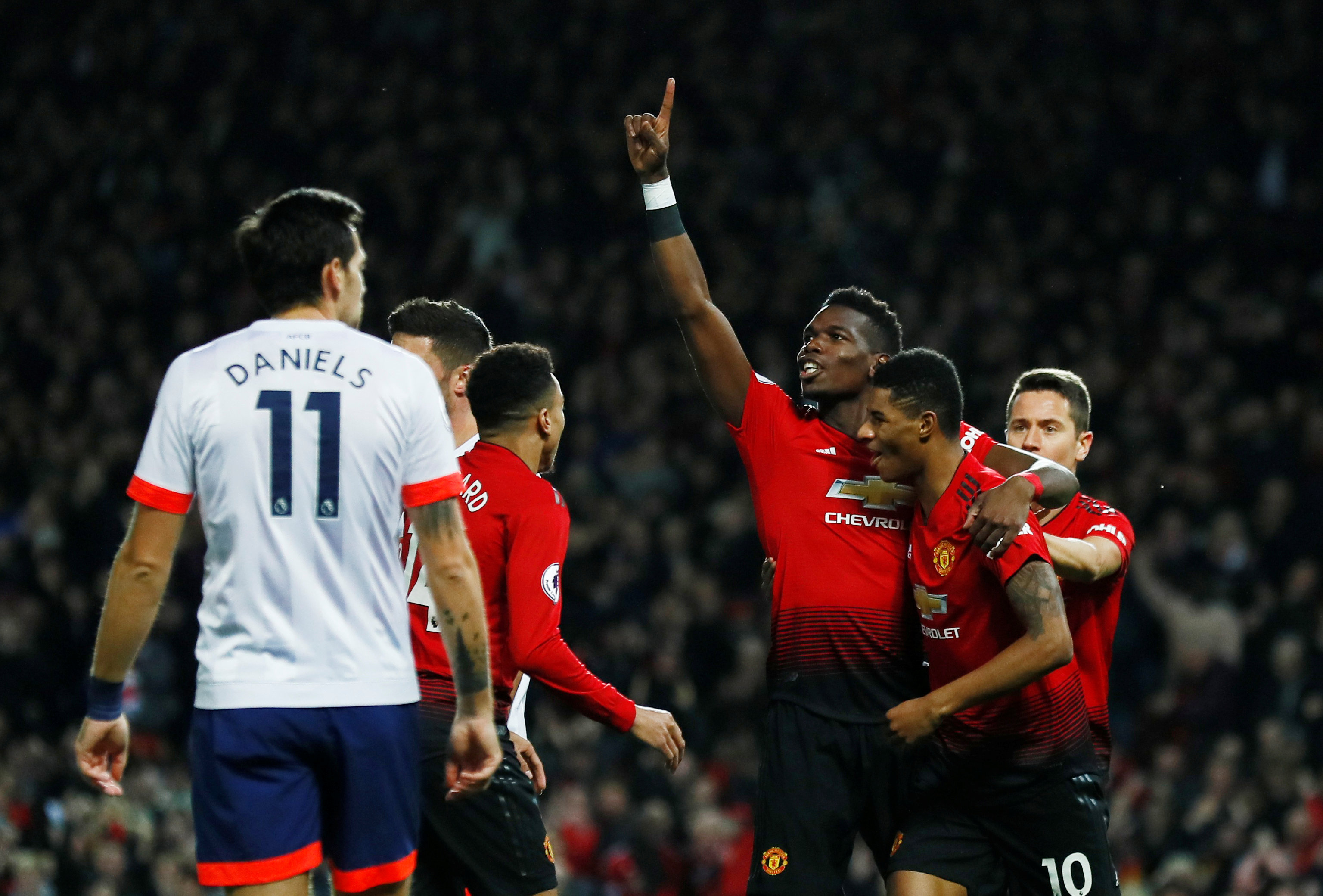 斯基拉：罗马尼奥利拒绝卡塔尔高薪报价，选择留在拉齐奥.